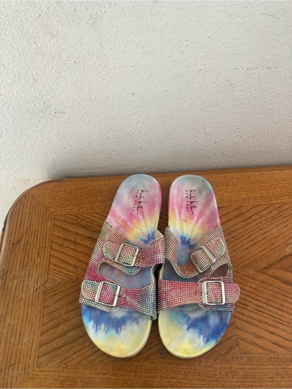 NICOLE MILLER Rainbow Rhinestones Tie Dye Sandals (10)